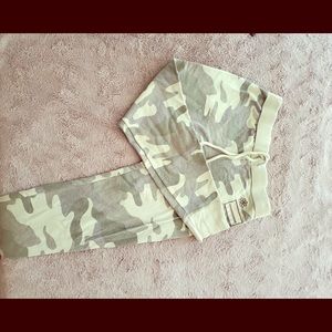 Sweatpants perfect for daily wear !